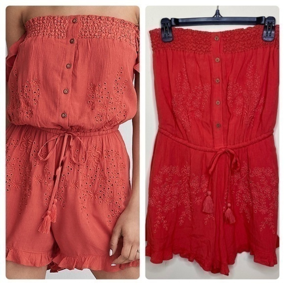 NWT American Eagle Eyelet Strapless Embroidered jumper romper smocked ruffle hem